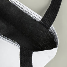 Bolsa de lona personalizada – detalle del diseño | Custom canvas bag design detail